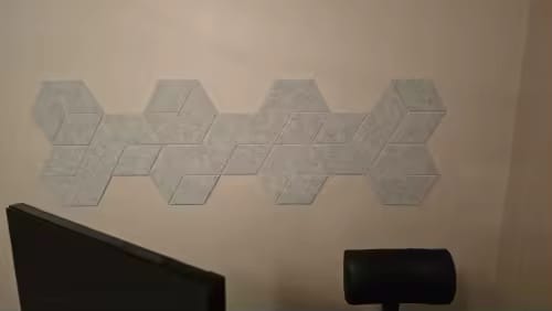 Customer photo review of Panneaux Acoustiques Muraux Hexagonaux – Mousse Absorbante Auto-Adhésive, Lot de 12