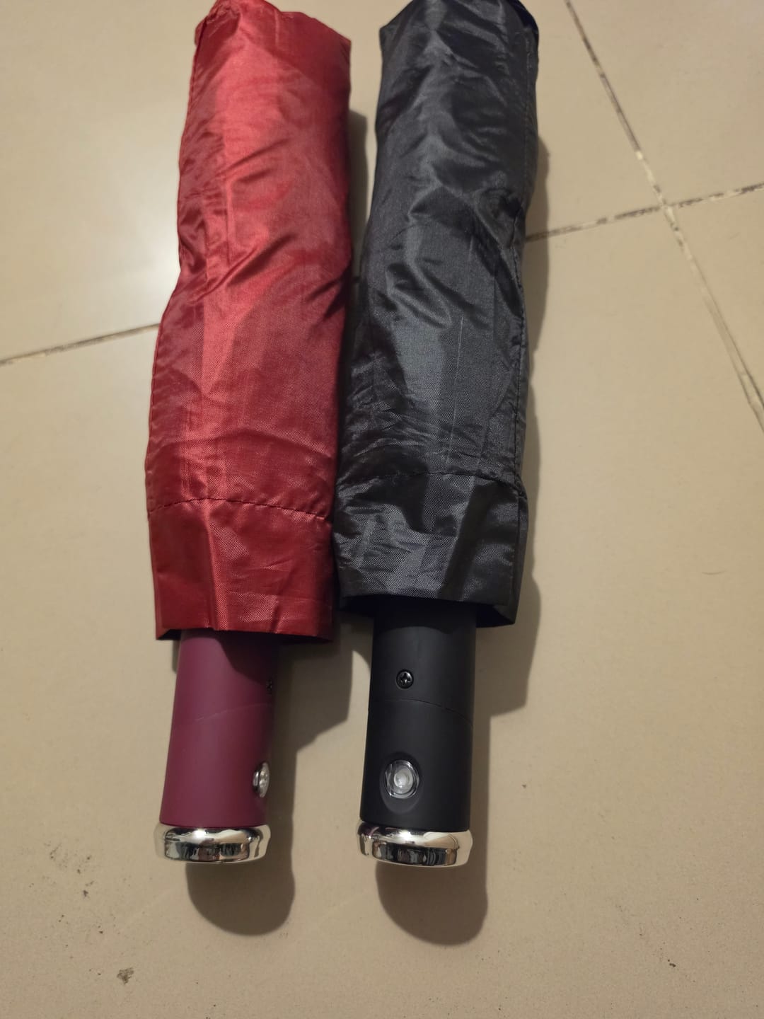Customer photo review of UV Protected Umbrella with Torch - Unbreakable | Windproof | Waterproof