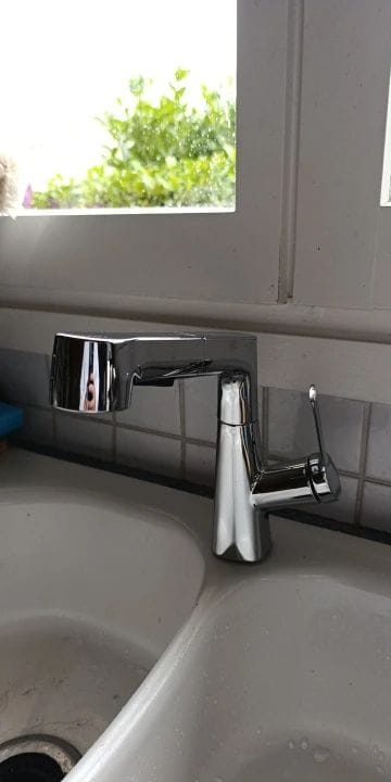 Customer photo review of Torneira Banheiro Monocomando Mangueira Extensível Pull-Out Sapphire