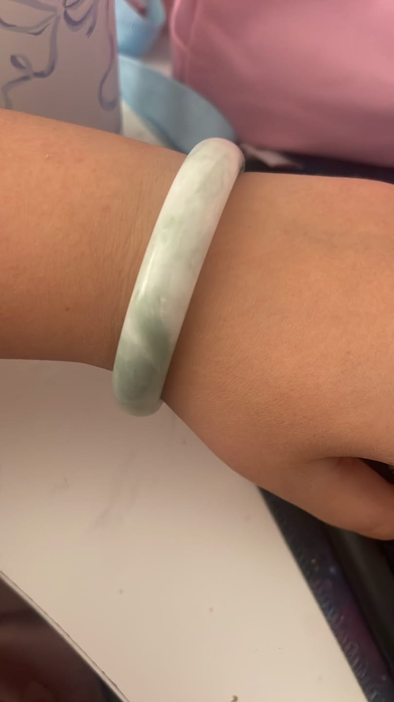 Customer photo review of Buddha Stones Natural Jade Prosperity Bangle Bracelet