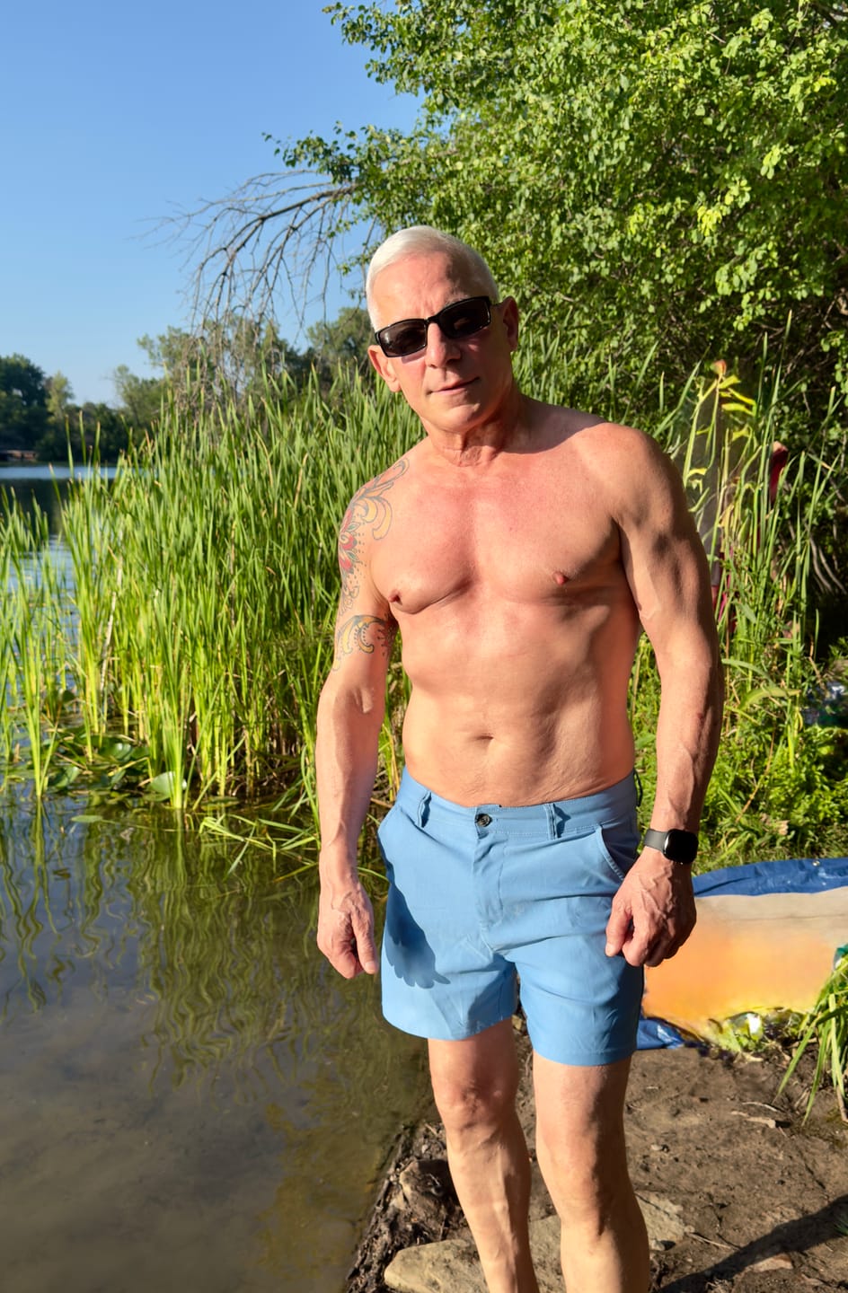 Customer photo review of Ultra-Stretch 5" Chino Shorts - Sky Blue