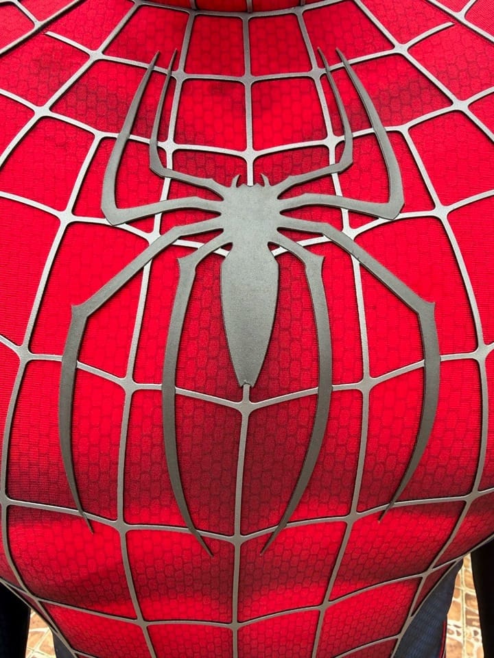 Customer photo review of Tobey Maguire Spider-Man Life Size Wearable Costume (Replica Grade)(Screen Printed)