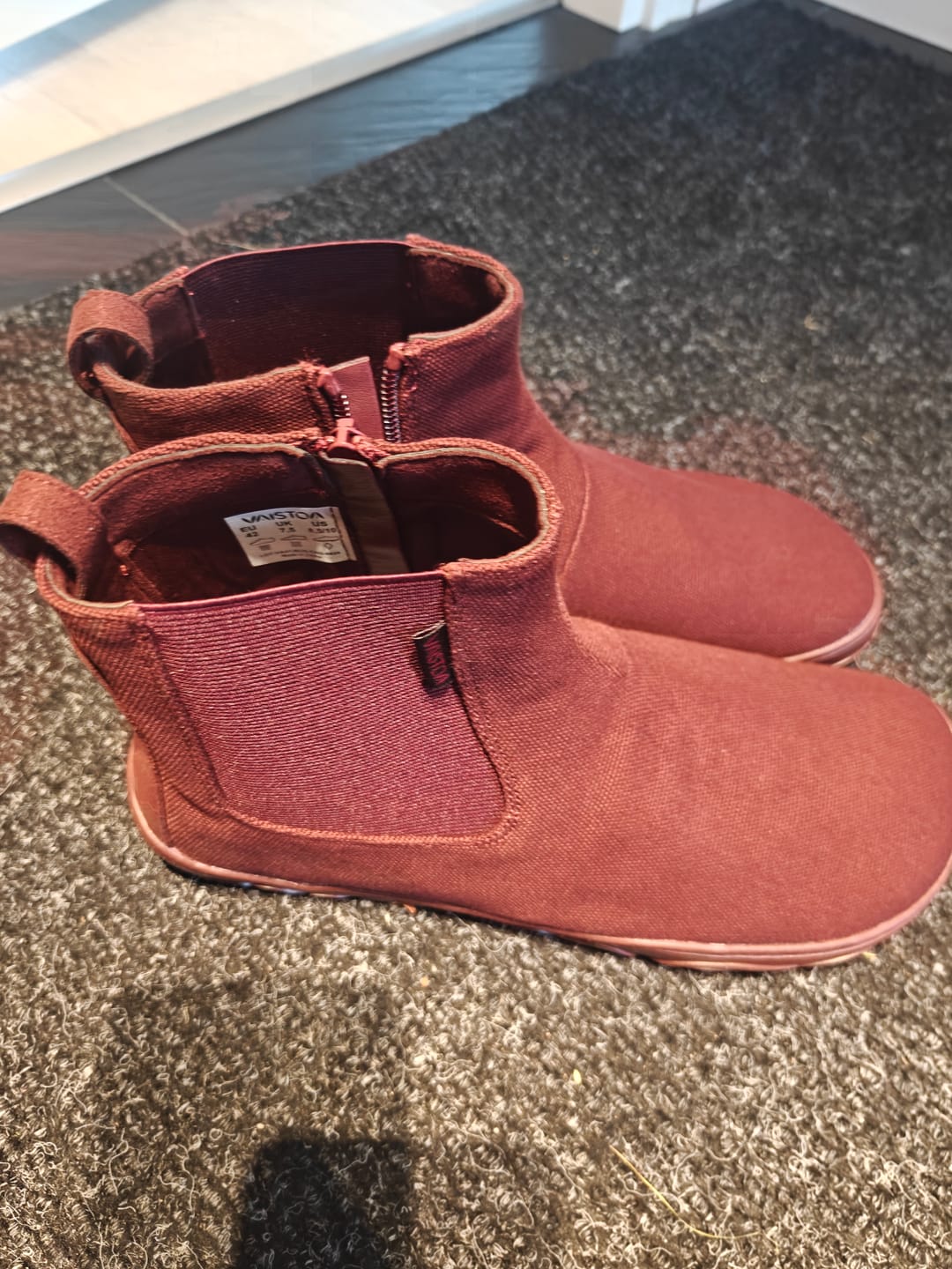 Customer photo review of Vaistoa Kajo 2 -paljasjalkanilkkurit