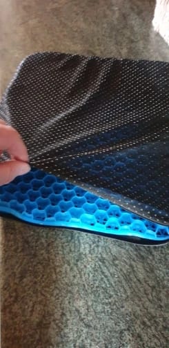 Customer photo review of Cojín de gel viscoelástico con forma de panal