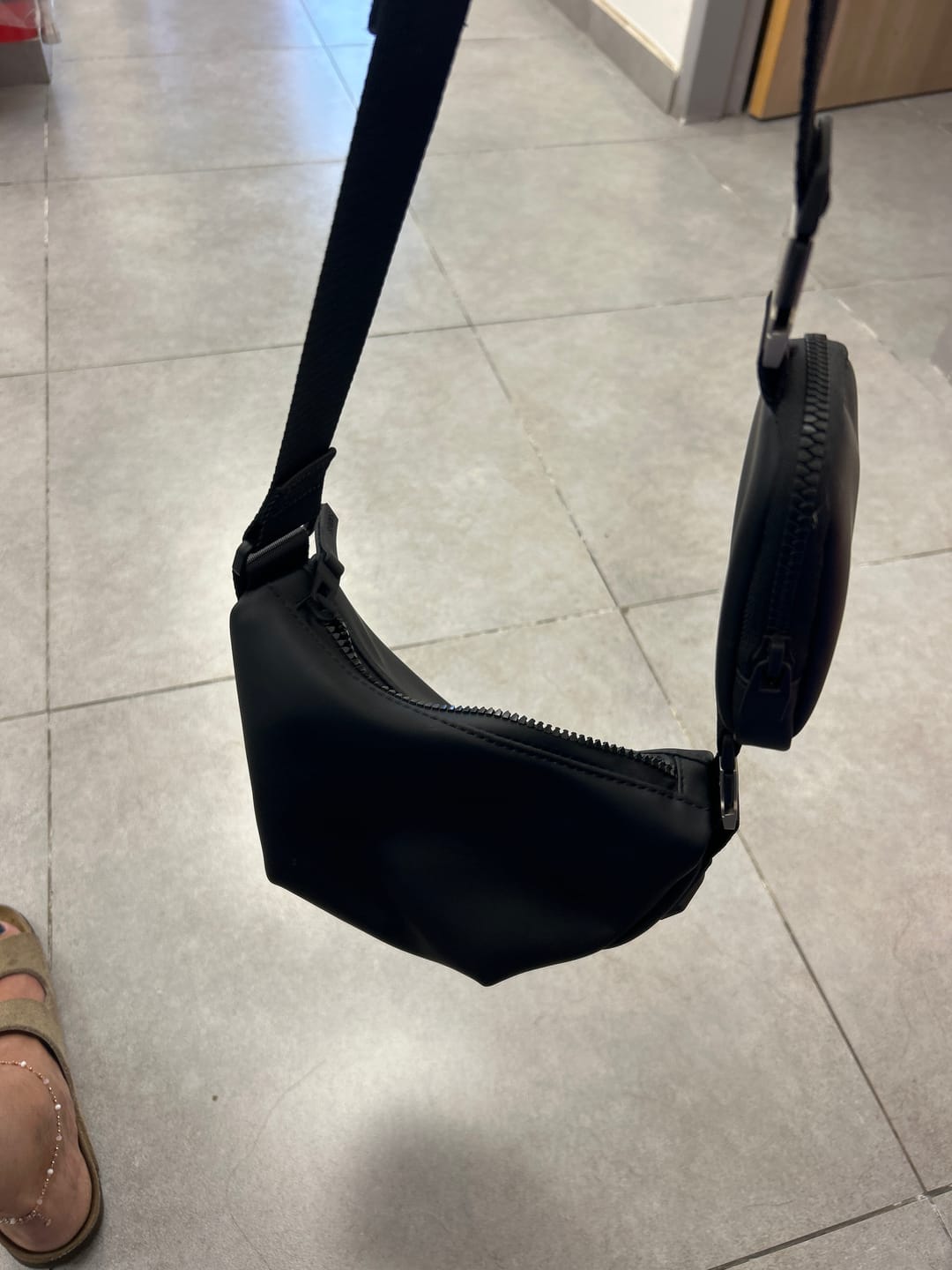 Customer photo review of תיק צד לגברים / נשים Valera Mini