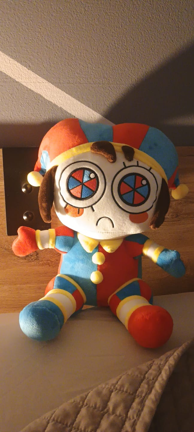Customer photo review of Pomni Plush