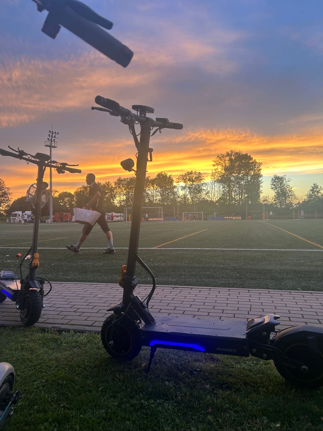 Customer photo review of Ausom K20 Pro Dual Motor (Laluz 2 Pro Dual) Hulajnoga elektryczna