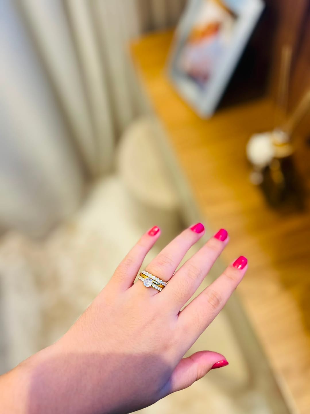 Customer photo review of Aliança Clássica 2MM Banhada em Ouro 18k