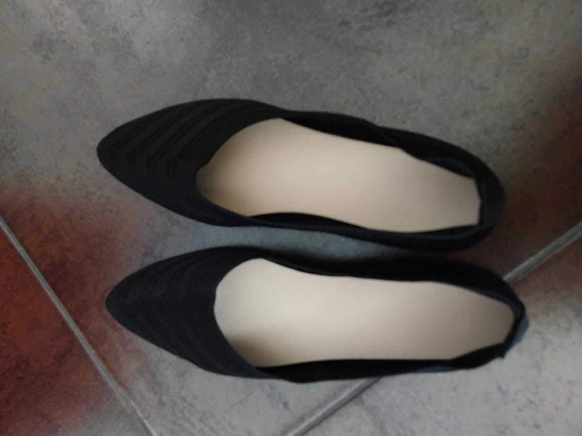 Customer photo review of Ballerines plates en maille à bout pointu