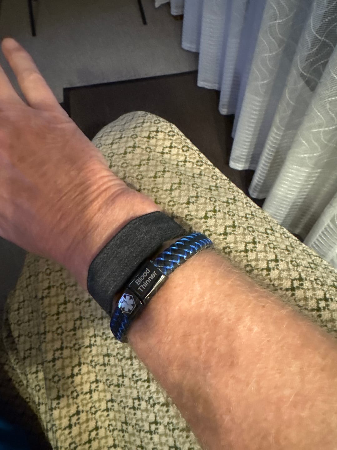 Customer photo review of Medizinisches Notfallarmband