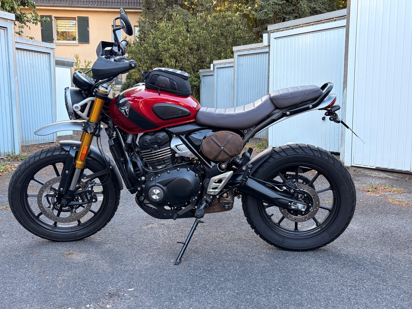 Customer photo review of Scrambler Egg: Side Panel Bag For Triumph Scrambler 400X/XC