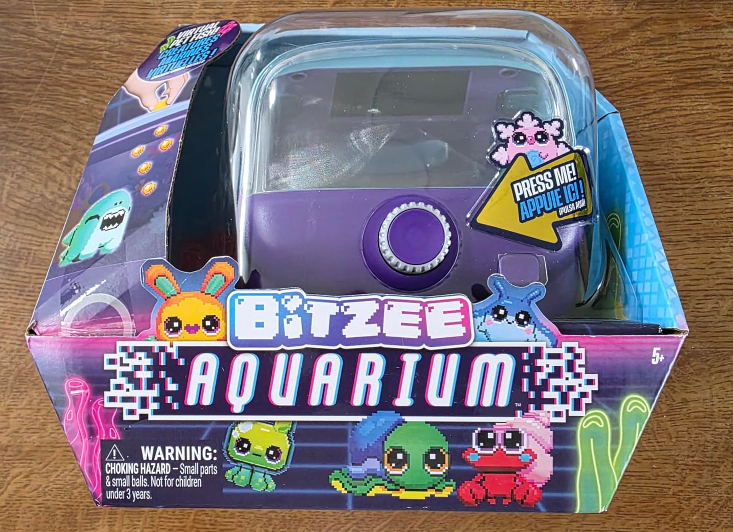 Customer photo review of Bitzee Aquarium Fish Tank