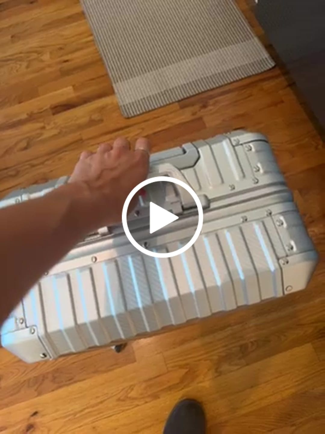 Customer video review of TREVA Aluminum Suitcase Silver