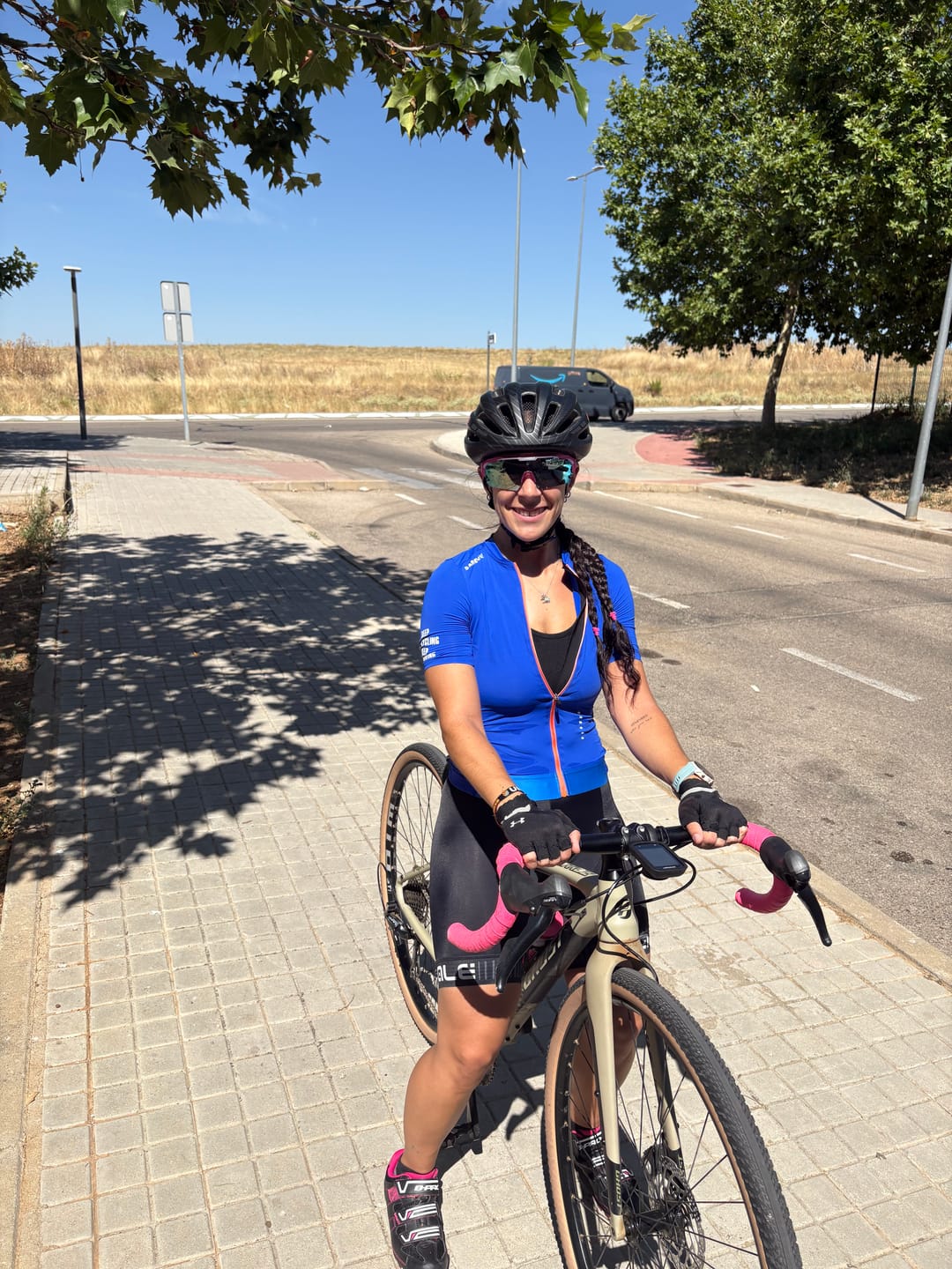 Customer photo review of VIVIDNESS JERSEY - KLEINBLUE