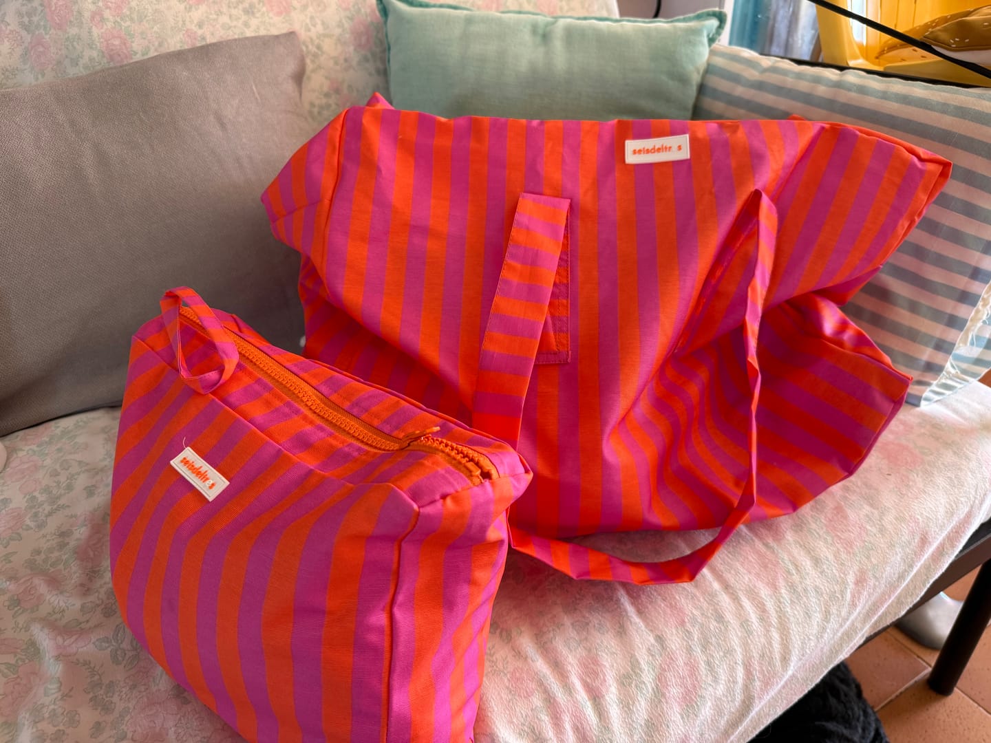 Customer photo review of Bolsa MyBigBag Rayas Naranja/Rosa