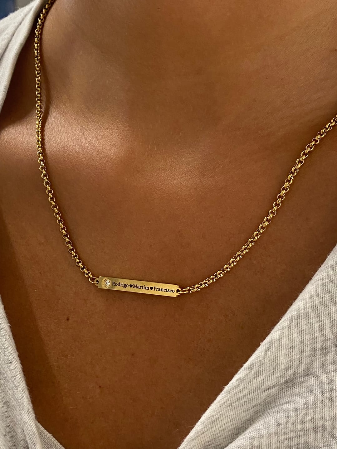 Customer photo review of Colar Emily