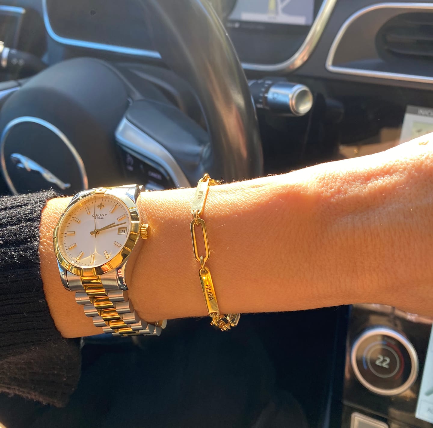 Customer photo review of Pulseira Matilde