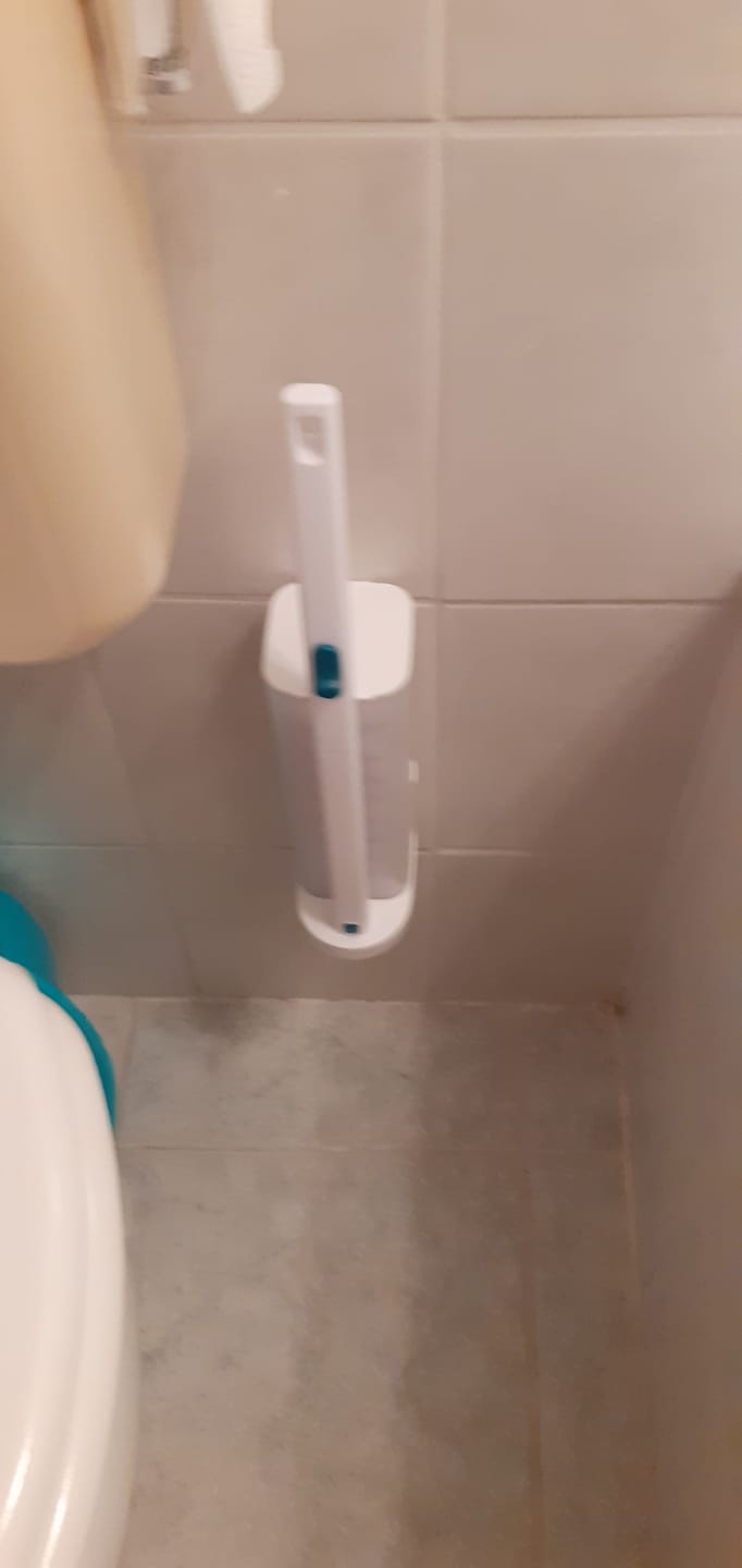 Customer photo review of Shine Master CleanPod – Eldobható higiénikus WC tisztító rendszer