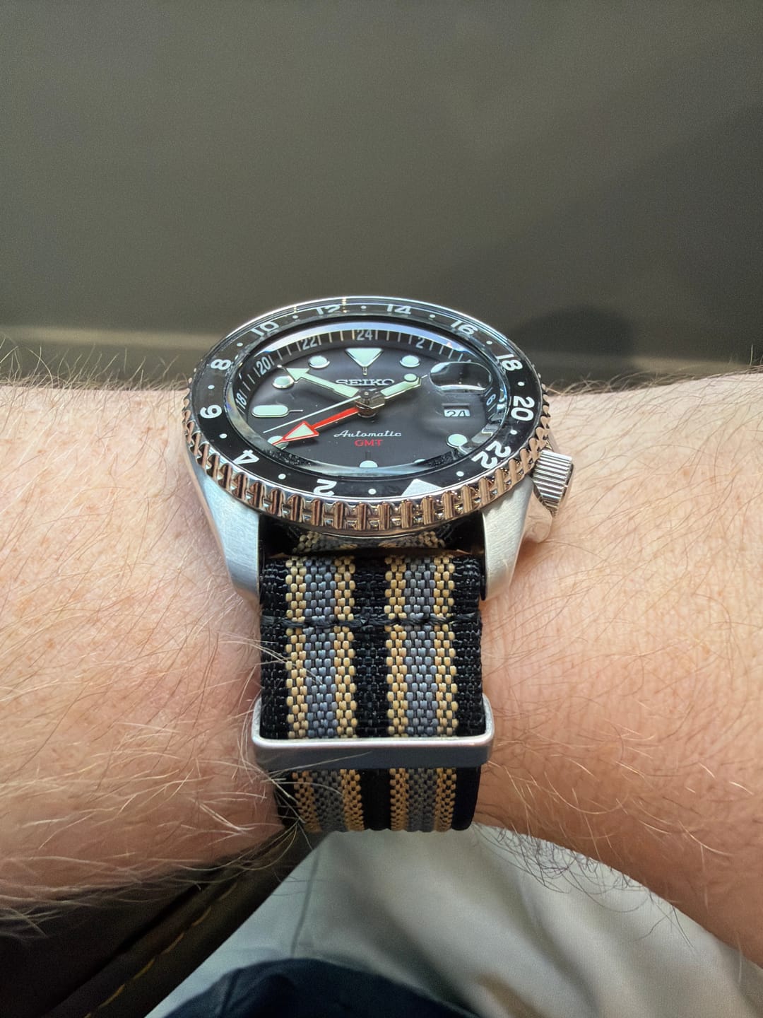 Customer photo review of Ribbed Mako FN - Modern Bond