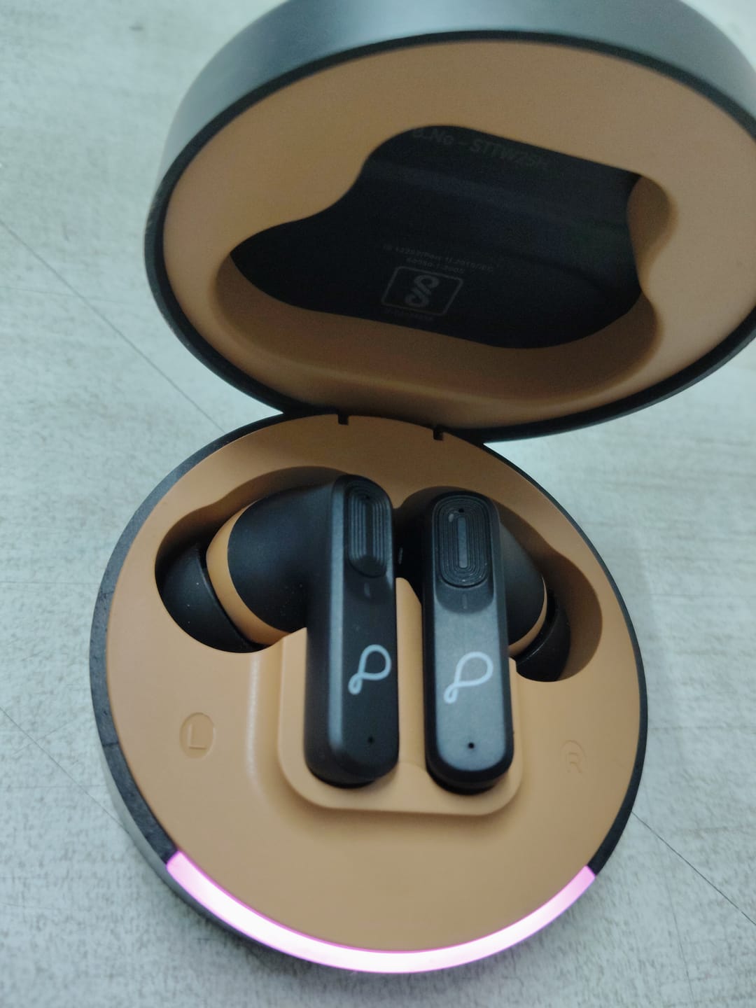 Customer photo review of Blissbuds Hue
