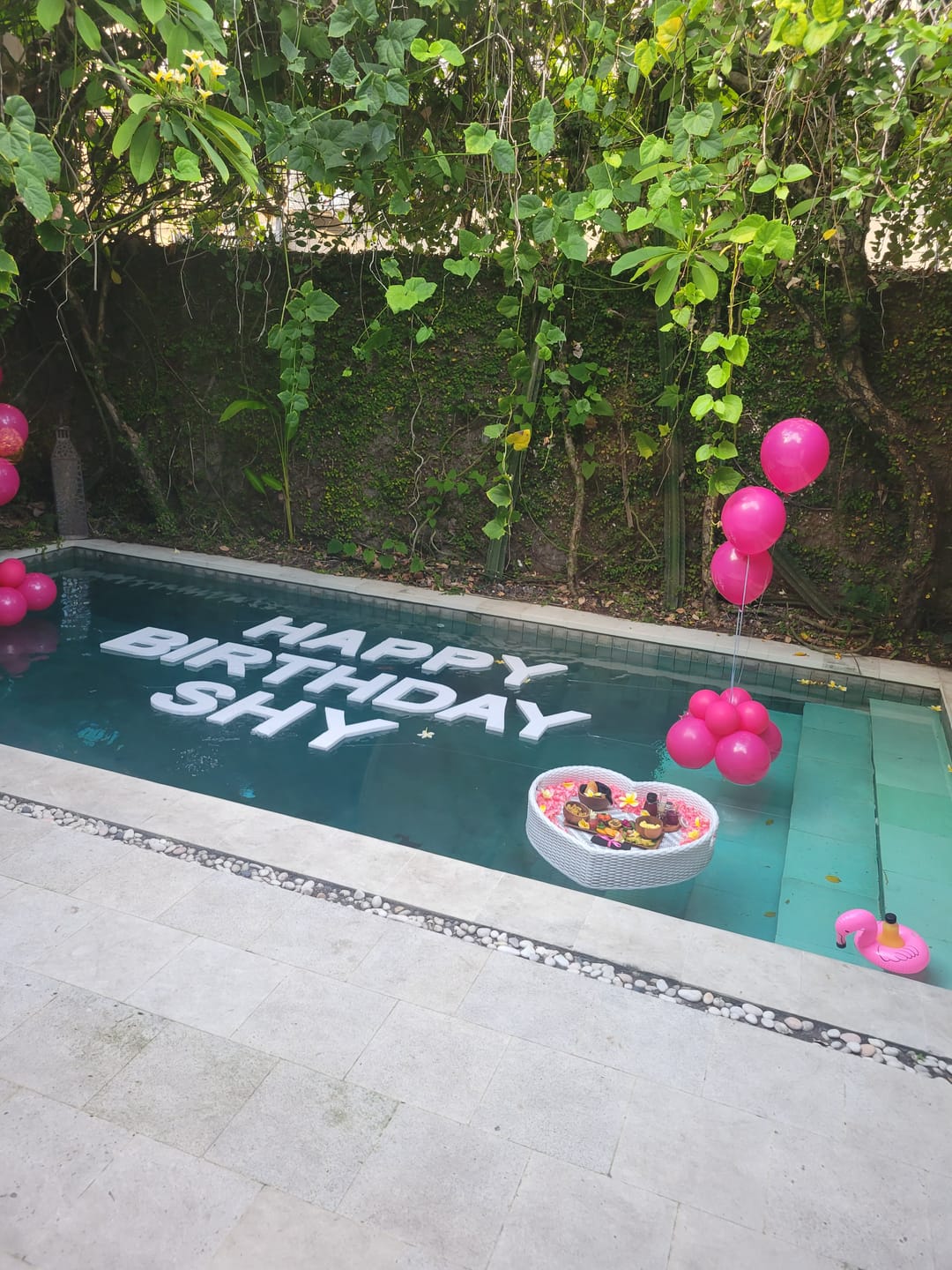 Customer photo review of 🎈 Pool Balloon Decoration Setup