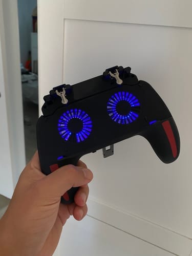 Customer photo review of Trigger™ Venom V2