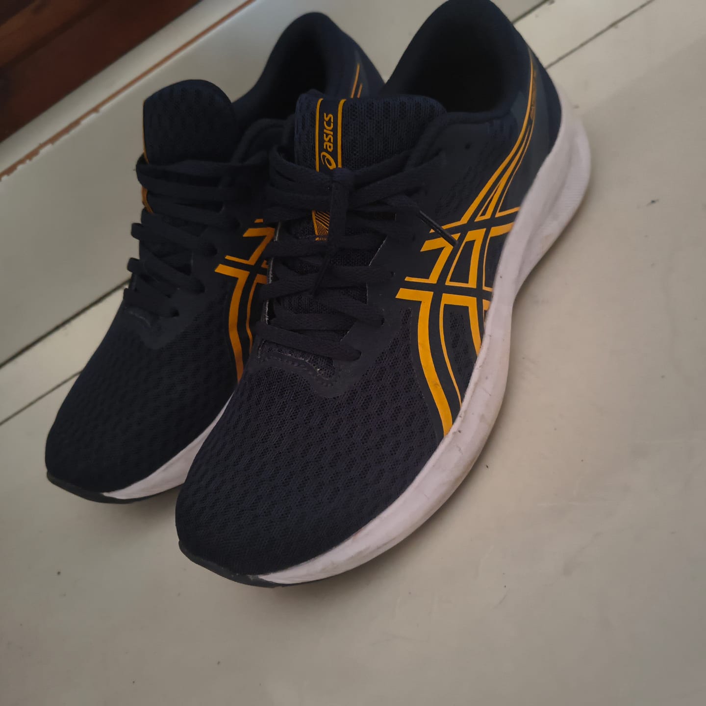 Customer photo review of Asics Patriot 14 Hombre Midnight Yamabuki