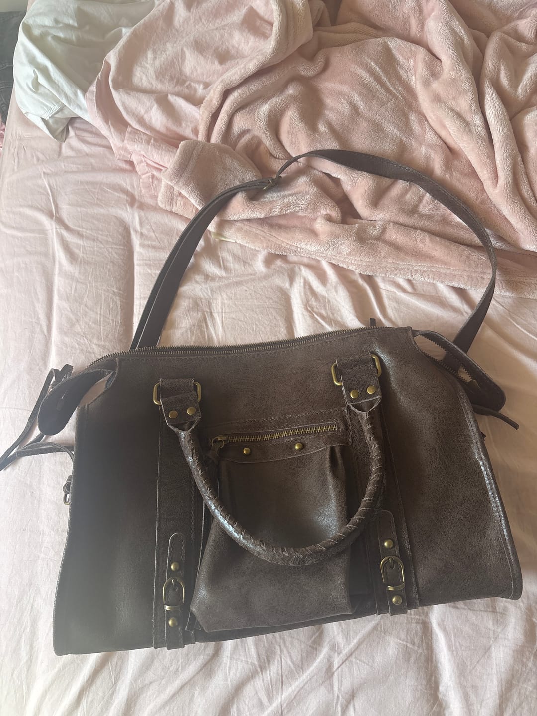 Customer photo review of It girl bag espresso martini