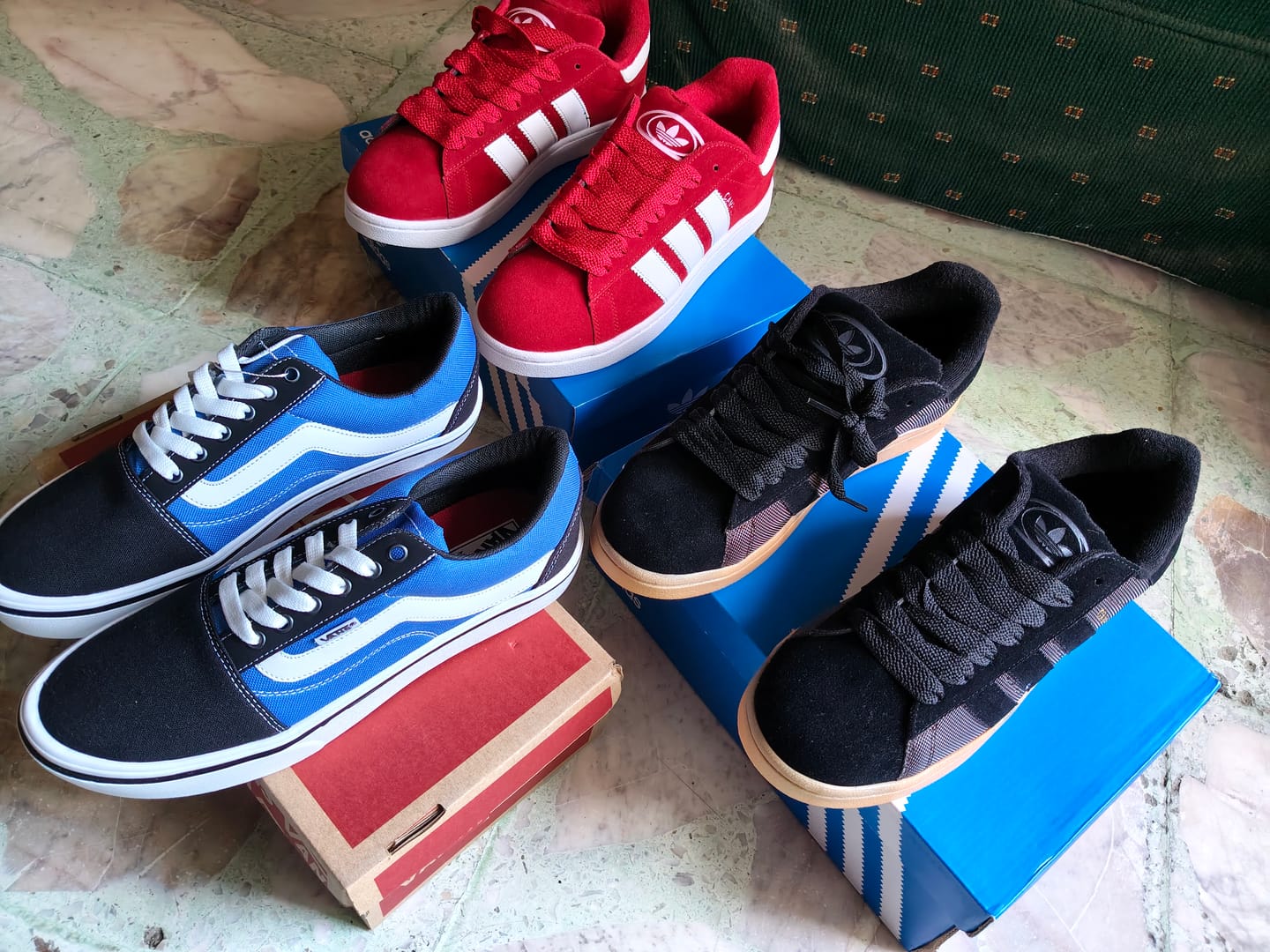 Customer photo review of Tenis 175 Choclo Azul Marino
