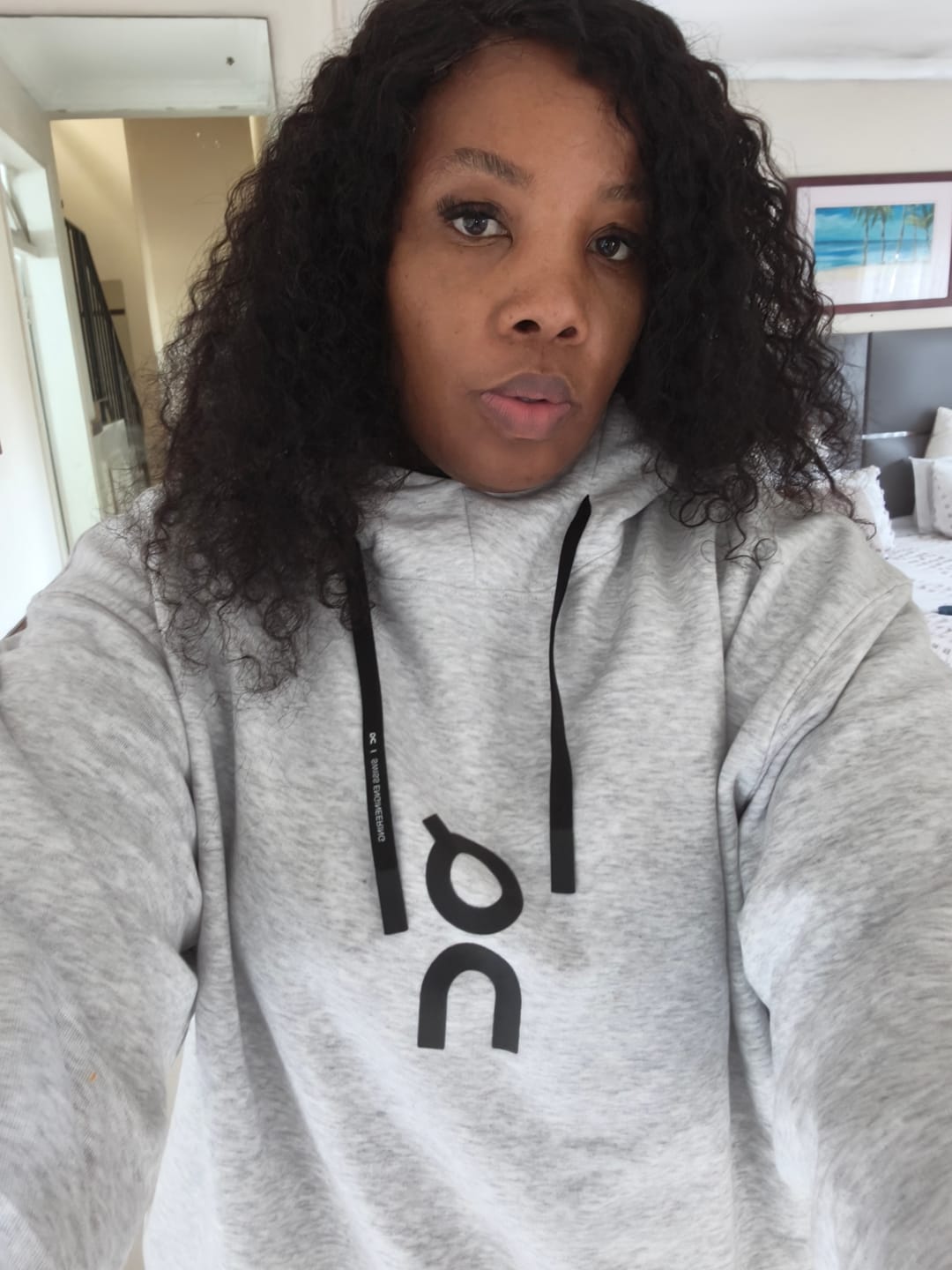 Customer photo review of On Club Hoodie 1.0 W - Crater
