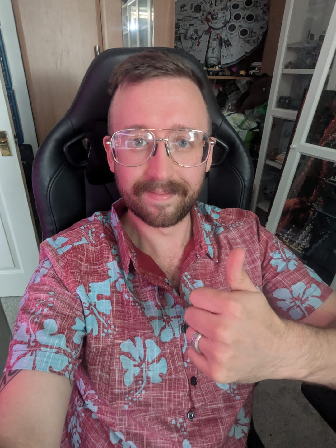 Customer photo review of Men's Red Floral Vintage Short Sleeve Button Up Beach Tropical Hawaiian Shirt