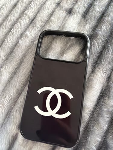 Customer photo review of Chnel – Silver Luster