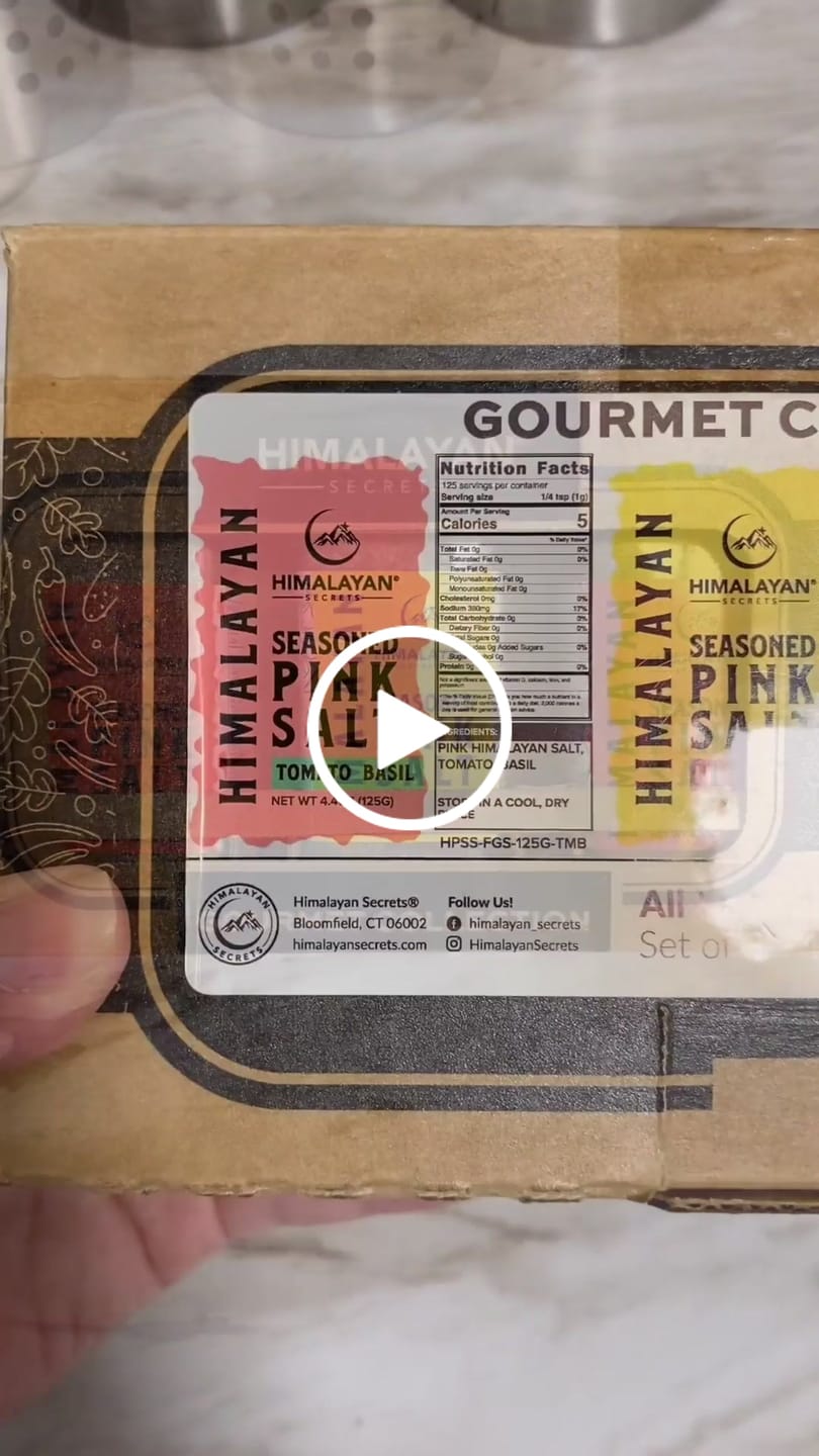 Customer video review of Gourmet Seasoned Himalayan Salt Shaker Set of 3 - Chicken Salt, Lemon Pepper, Tomato Basil