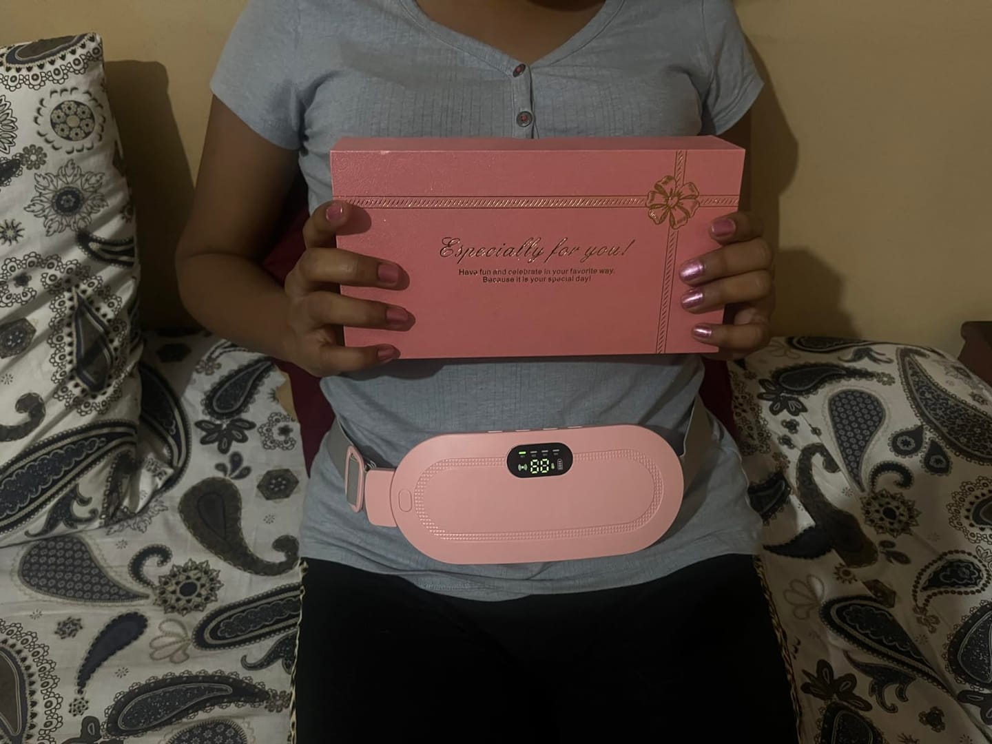 Customer photo review of Thermiva™ - Portable Cordless Heating & Vibration Belt for Menstrual Cramps