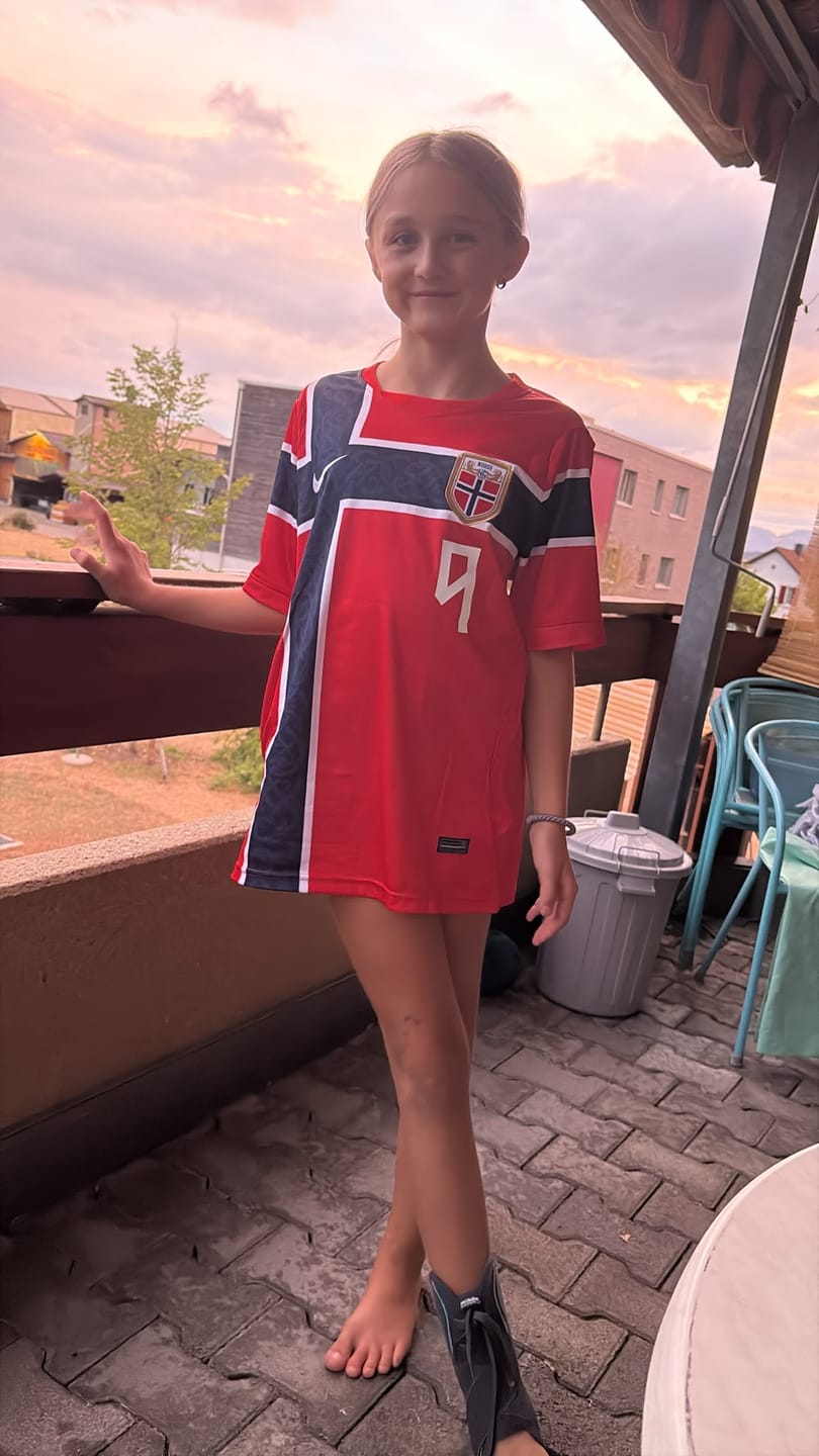 Customer photo review of Norway Erling Haaland #9 2026 Home