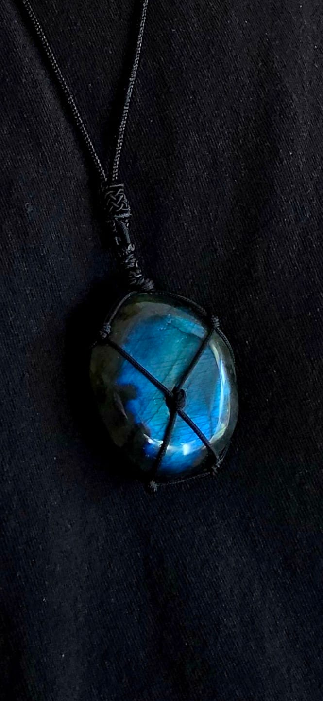 Customer photo review of Dragon's Heart Labradorite Necklace