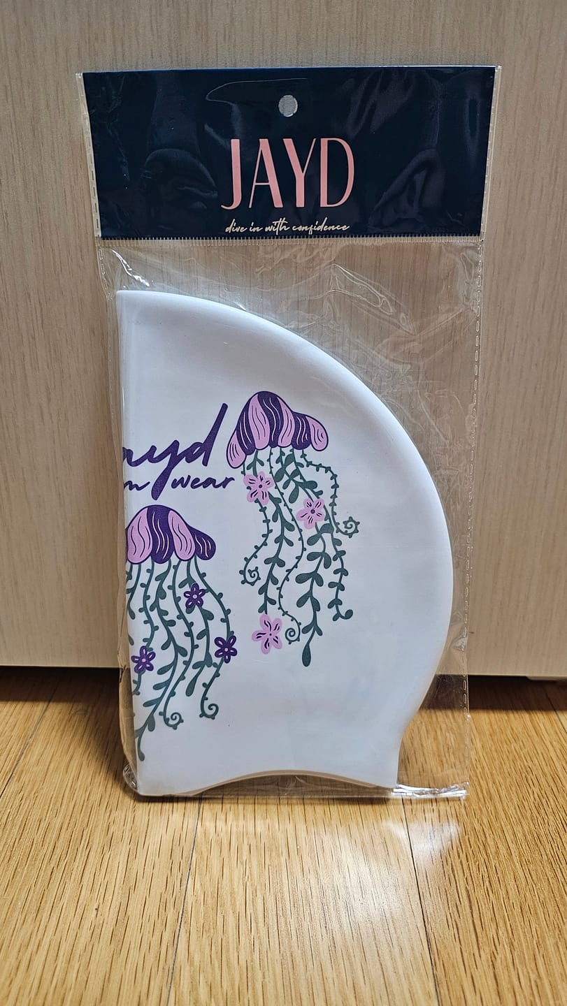 Customer photo review of JAYD Swim Cap - Jelly Belly