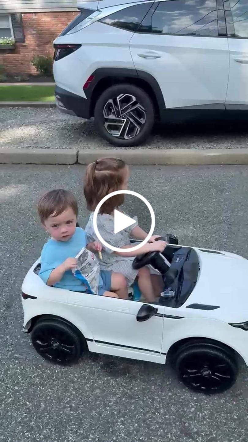 Customer video review of TOBBI 12V 4.5Ah Replacement Battery for Kids Ride-On Car