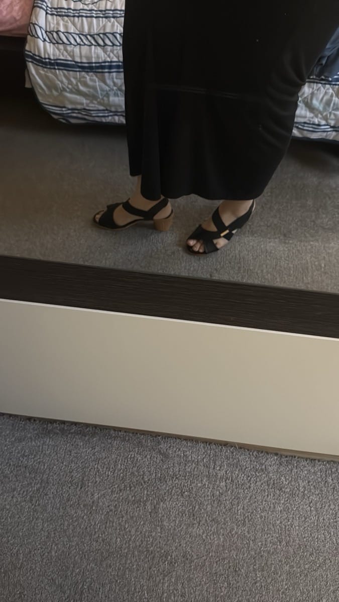 Customer photo review of Sandales élégantes à talon carré