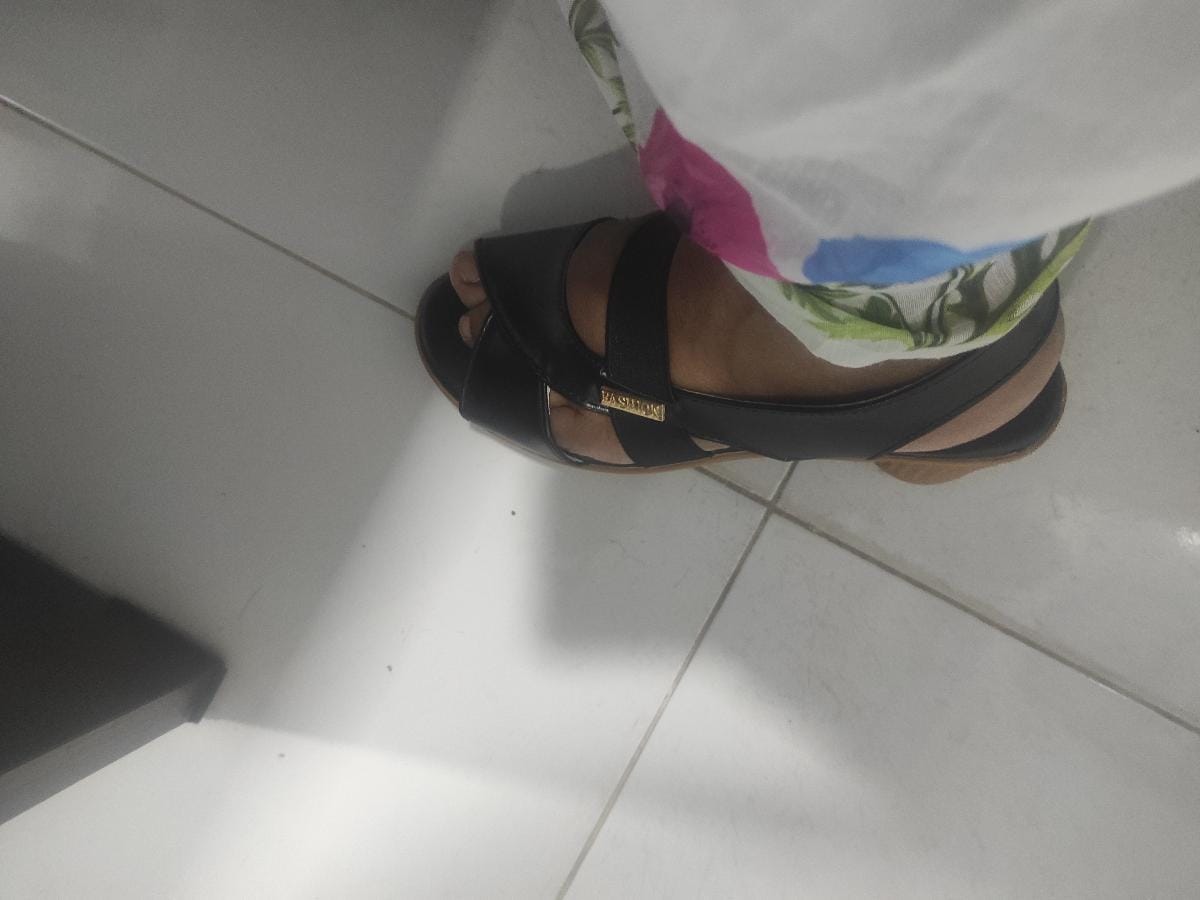 Customer photo review of Sandales élégantes à talon carré