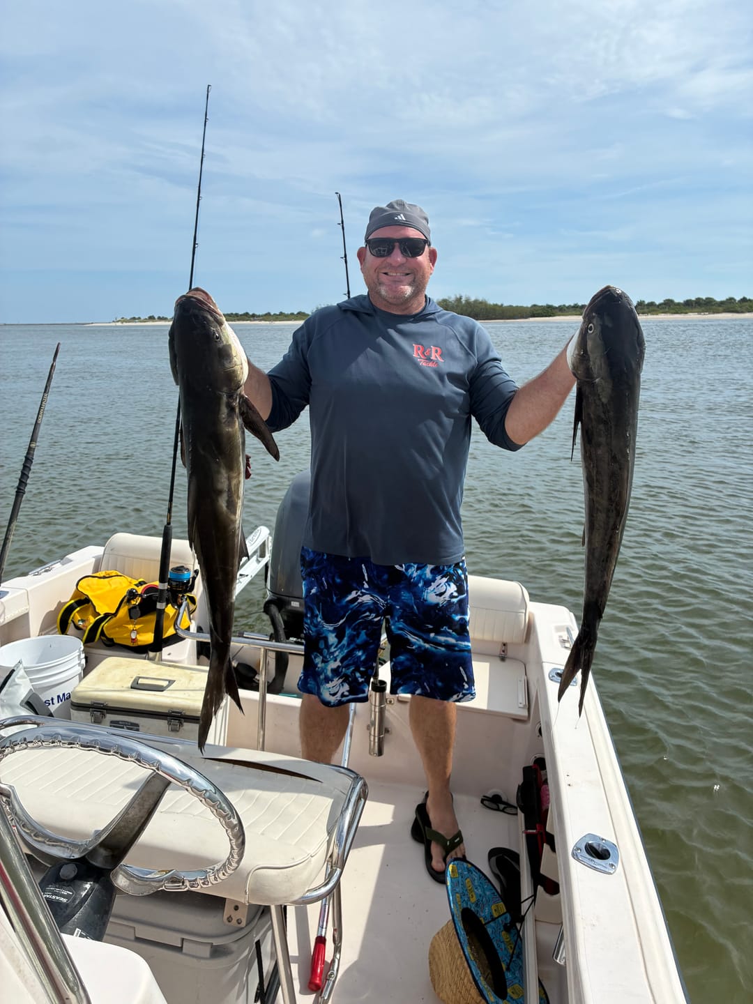 Customer photo review of BR2 Bait Rig - 2 (size 22) hooks with white feather & fish skin