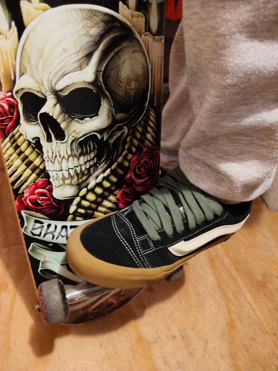 Customer photo review of Zapatillas Vans Knu Skool Hombre Negro