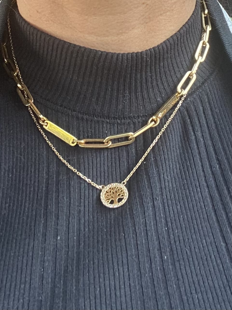 Customer photo review of Colar Matilde