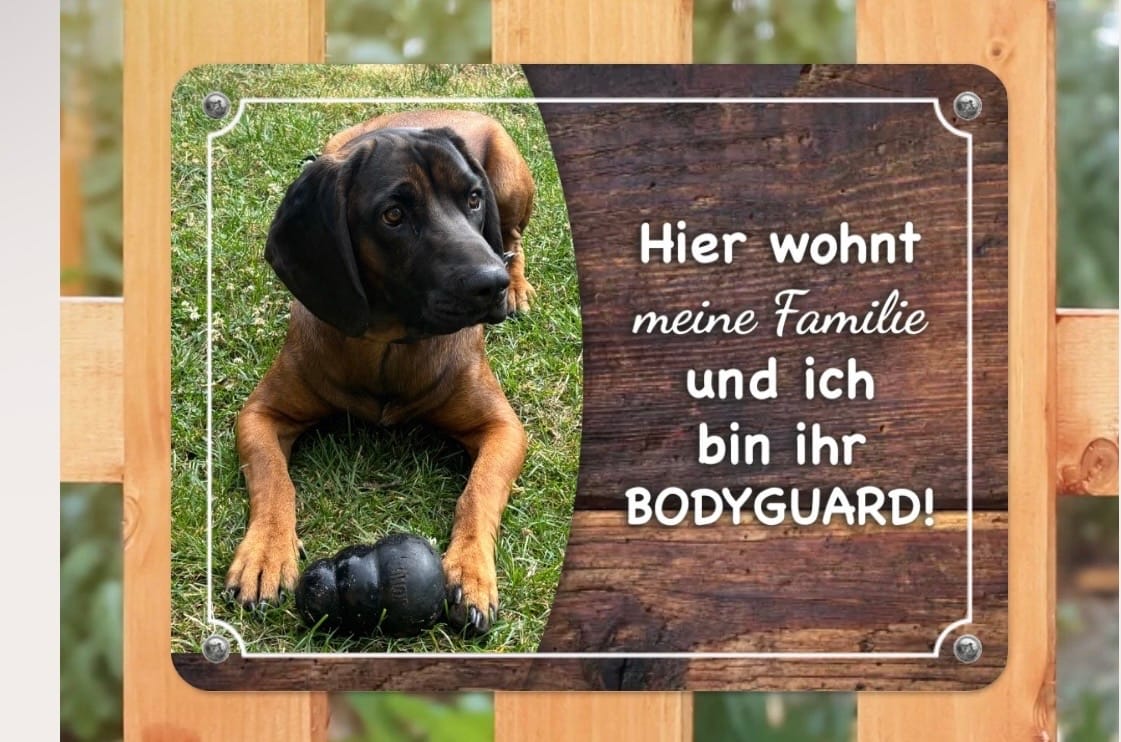 Customer photo review of Hunde-Türschild mit Foto & Wunschtext (UV- UND WETTERFEST) - Angebot beim Kauf eines 2. Schildes
