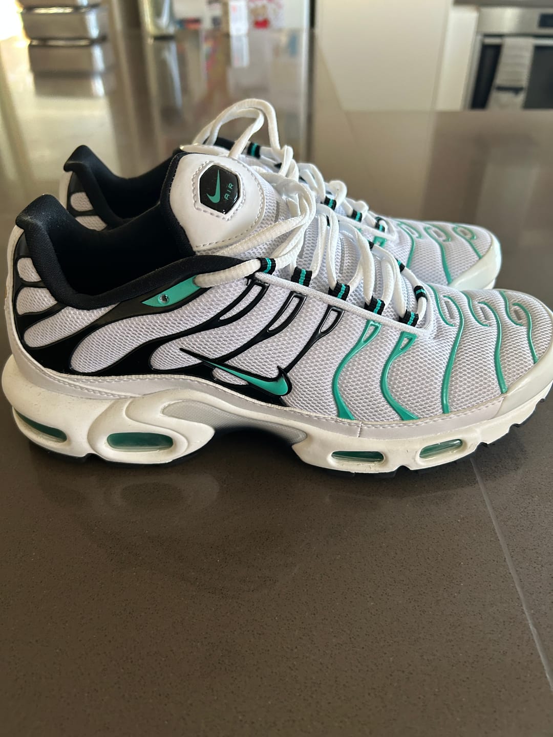 Customer photo review of Tiffany TNS: Nike Air Max Plus TN 'Hyper Jade Tiffany' (2021)