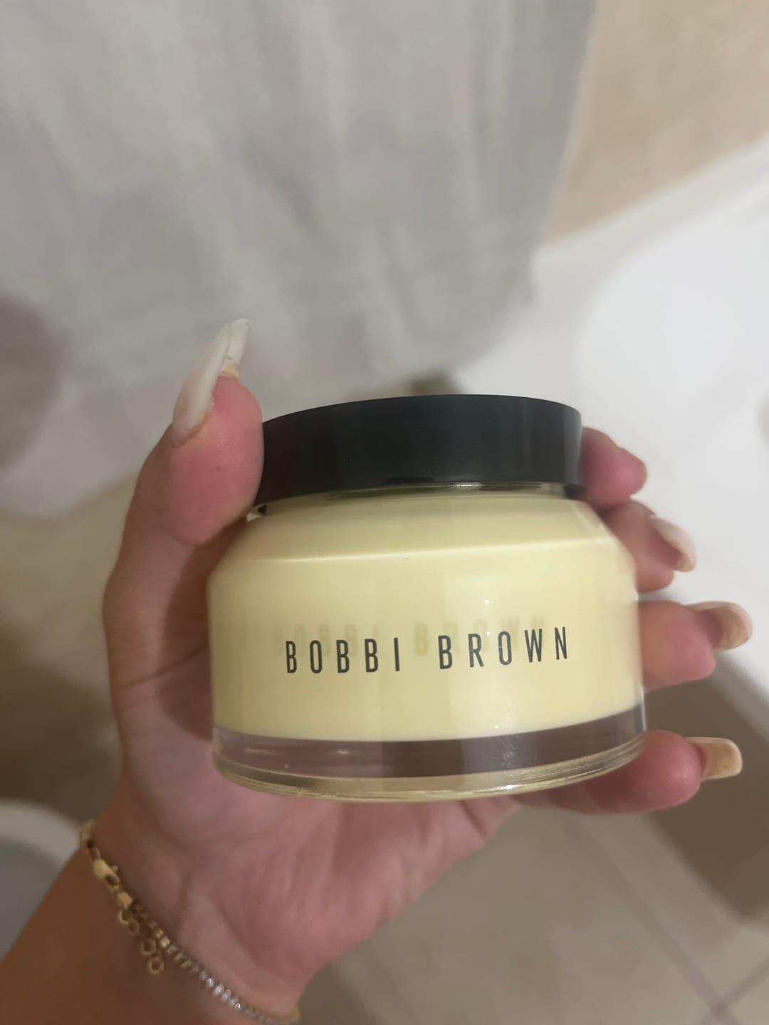 Customer photo review of Vitamin Enriched Face Base 100ML בובי בראון קרם לחות ופריימר מועשר בויטמנים