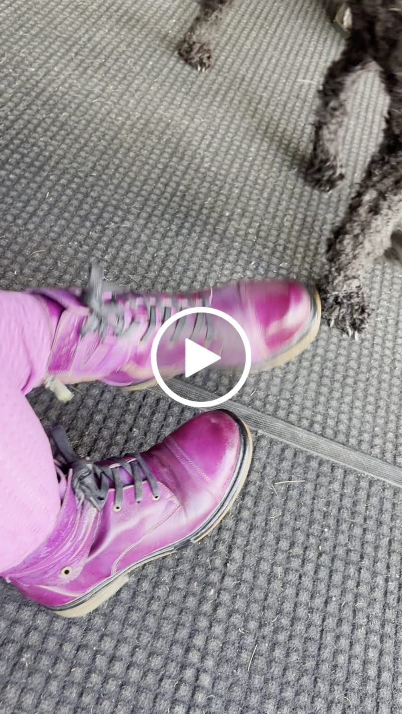 Customer video review of Comfortable Genuine Leather Boots With Laces And Inside Zippers