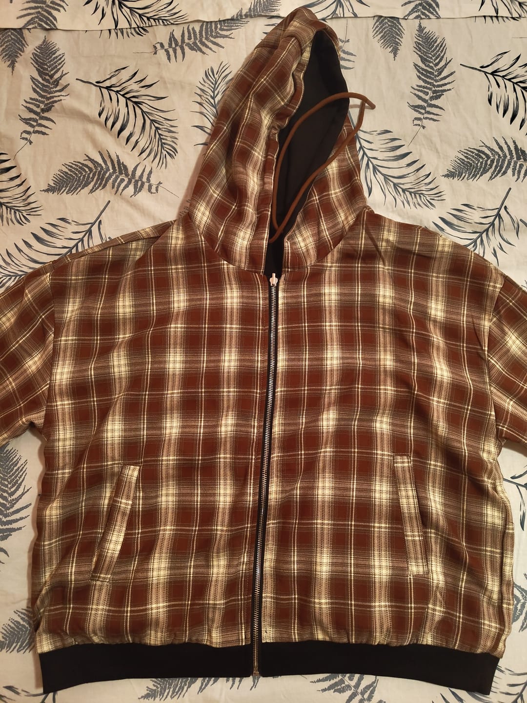 Customer photo review of Aelfric Eden Boxy Reversible Plaid Zip Up Hoodie