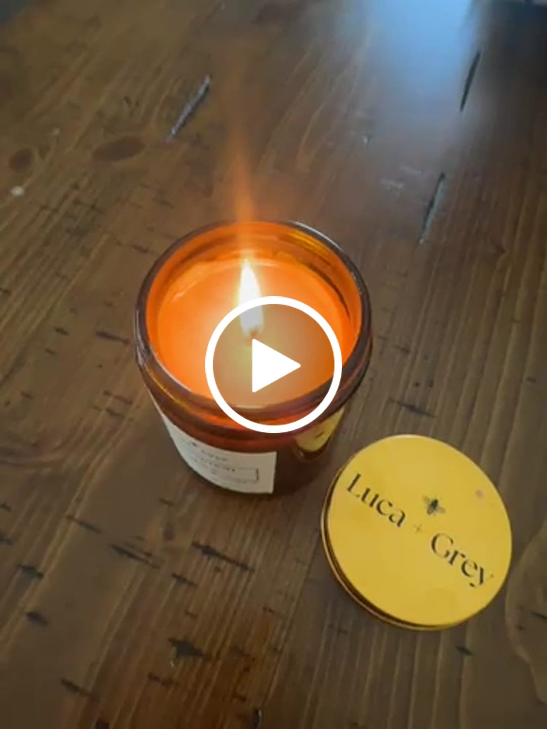 Customer video review of Cinnamon + Spice Beeswax Candle