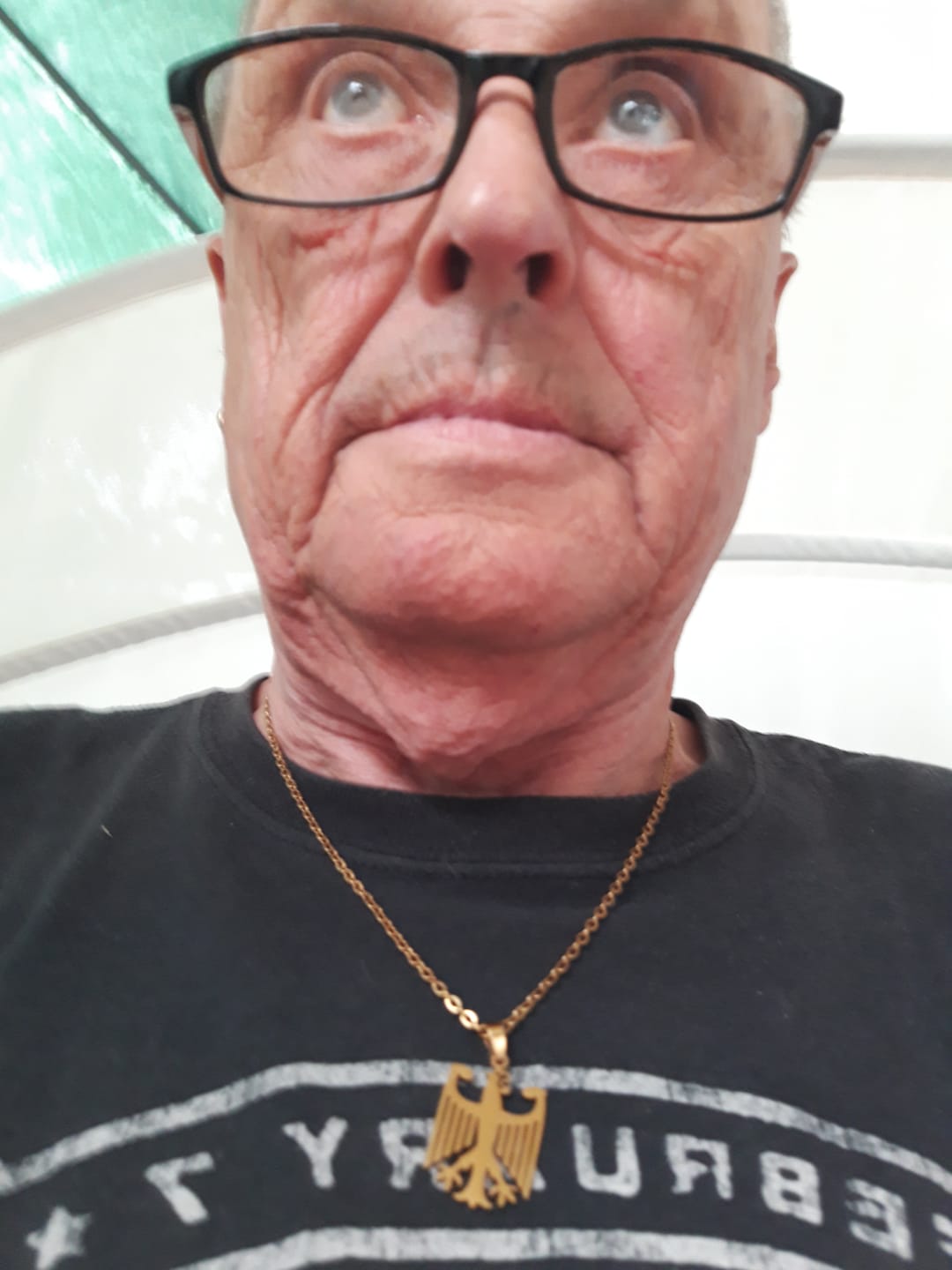 Customer photo review of Deutschland Adler Kette
